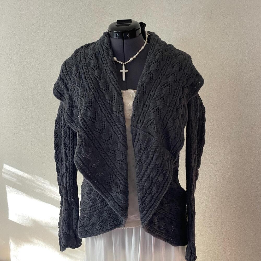 Y2K vintage 2000s dark grey charcoal cardigan boho whimsy fairy | size s